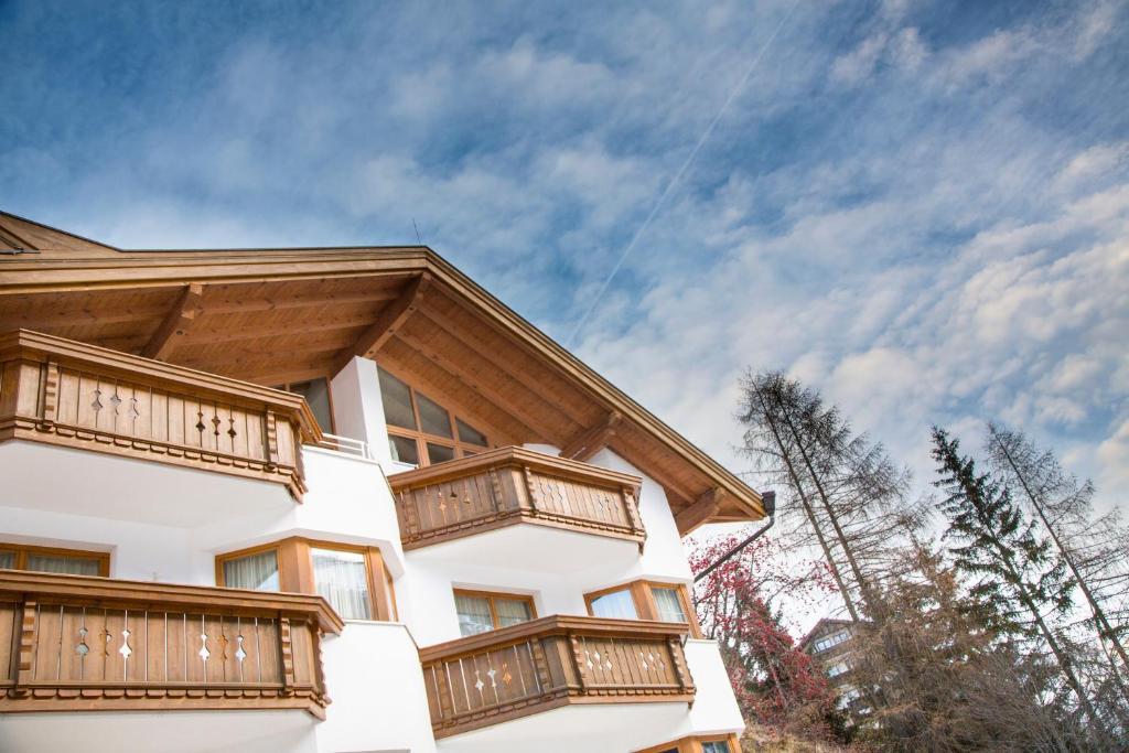Fliana Arlberg Studios Sankt Anton am Arlberg Luaran gambar
