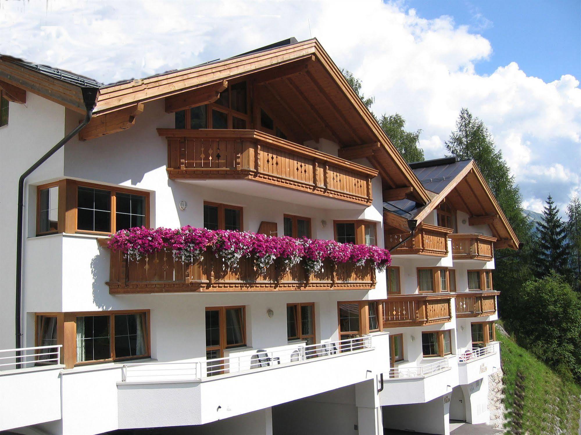 Fliana Arlberg Studios Sankt Anton am Arlberg Luaran gambar